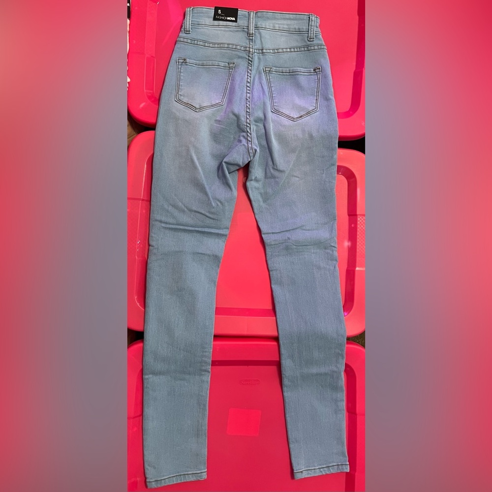 Jeans - Picture 4 of 4